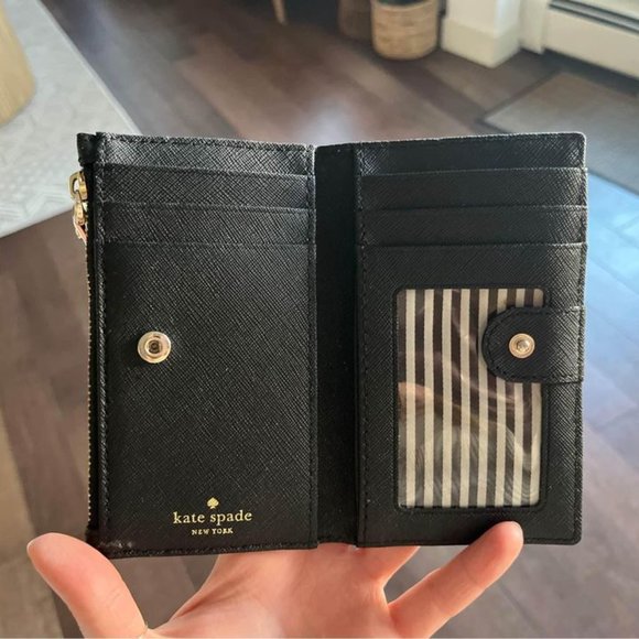 Kate Spade Cameron Street Mikey Wallet - Picture 4 of 4